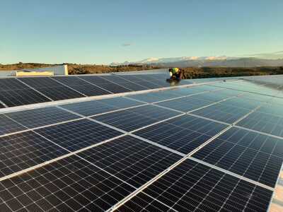 instalación de placas solares en Jaén